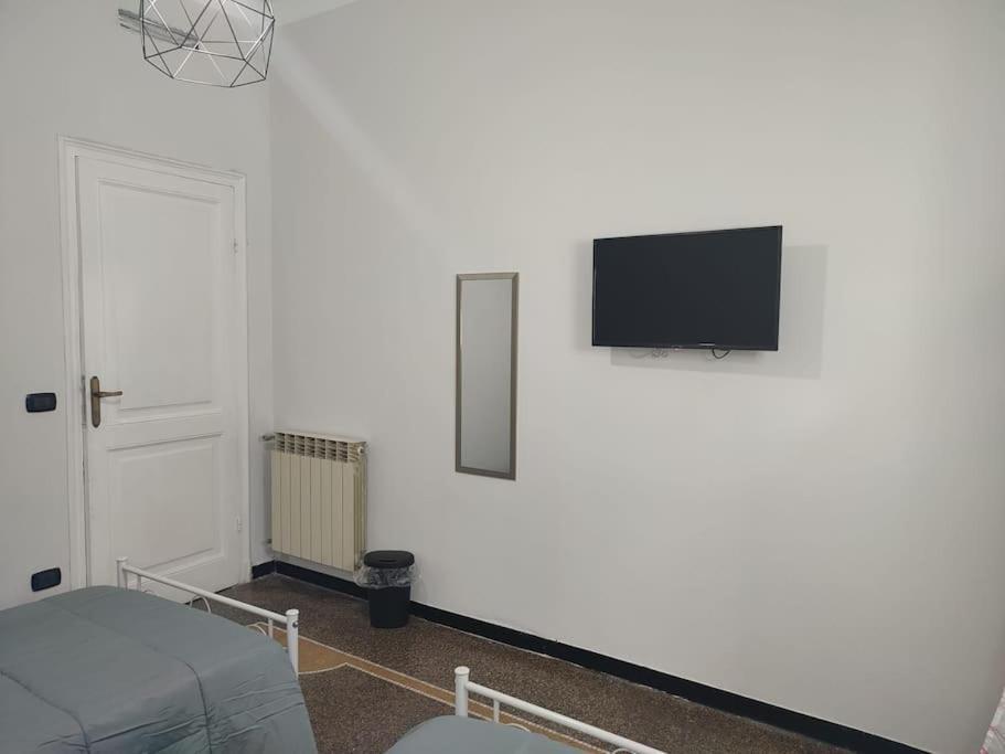 Benny Appartamento 3 Camere Da Letto Ad Uso Esclusivo Genova Aeroporto Bagian luar foto