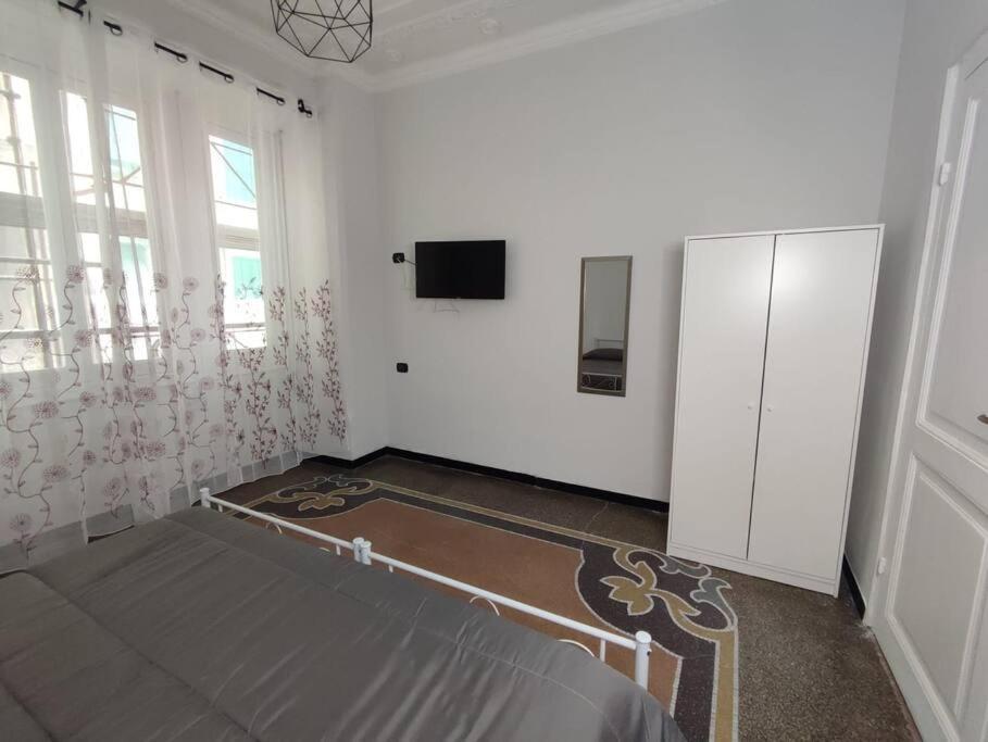 Benny Appartamento 3 Camere Da Letto Ad Uso Esclusivo Genova Aeroporto Bagian luar foto