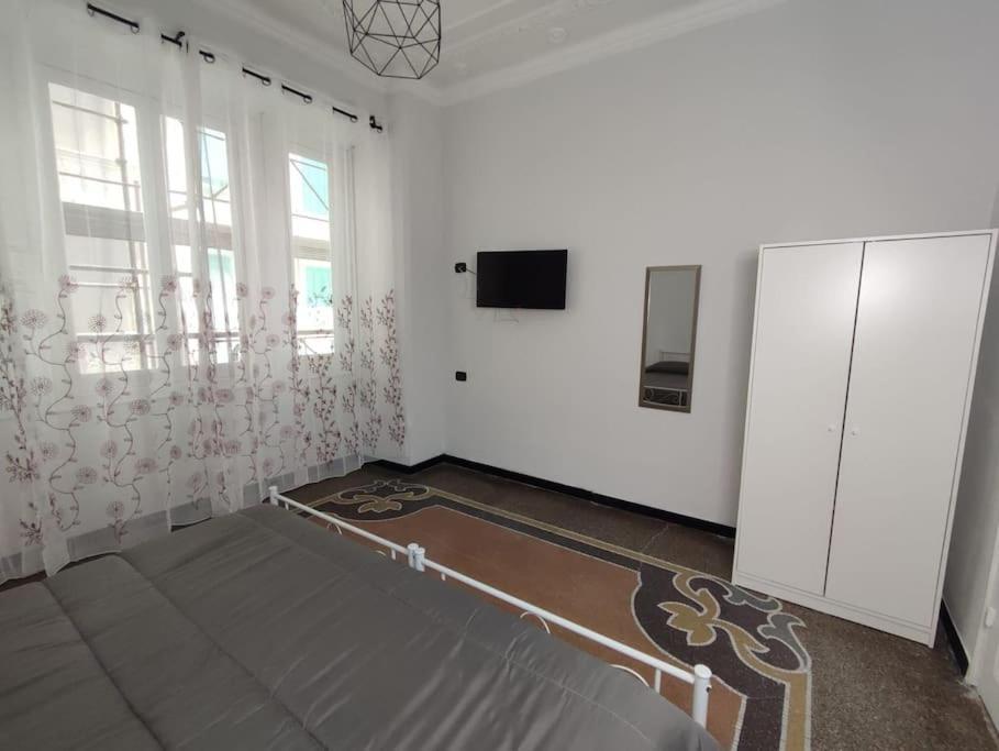 Benny Appartamento 3 Camere Da Letto Ad Uso Esclusivo Genova Aeroporto Bagian luar foto